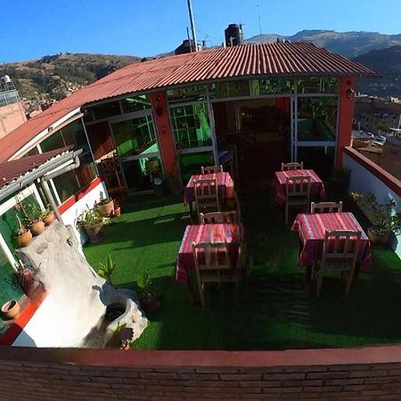 Lhotse Hostel B&B 와라스 외부 사진