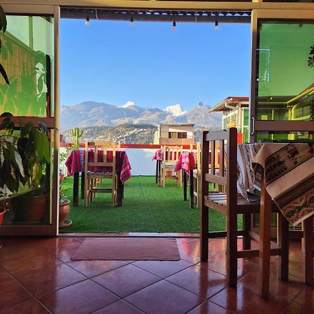 Lhotse Hostel B&B 와라스 외부 사진