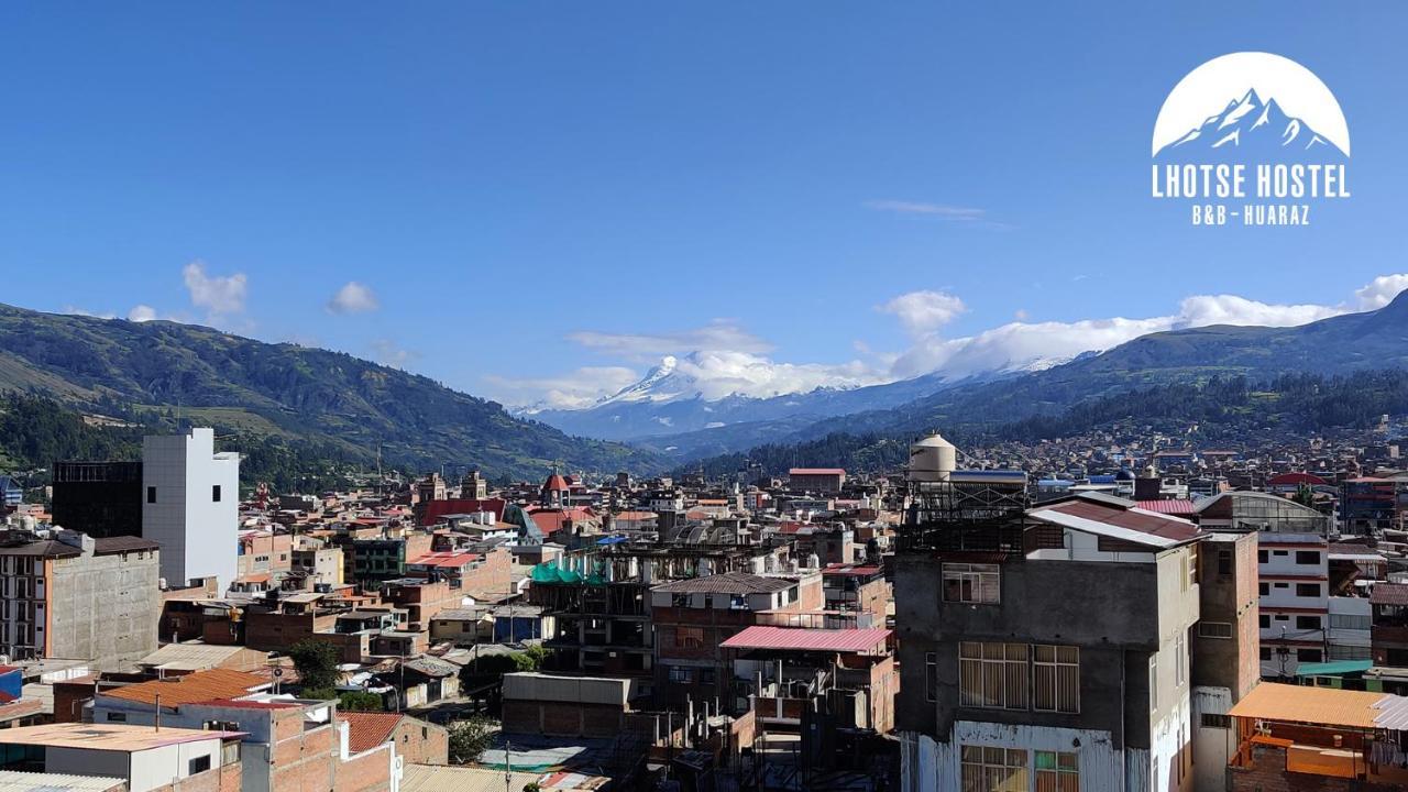 Lhotse Hostel B&B 와라스 외부 사진