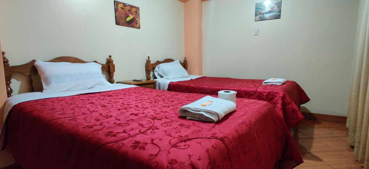 Lhotse Hostel B&B 와라스 외부 사진