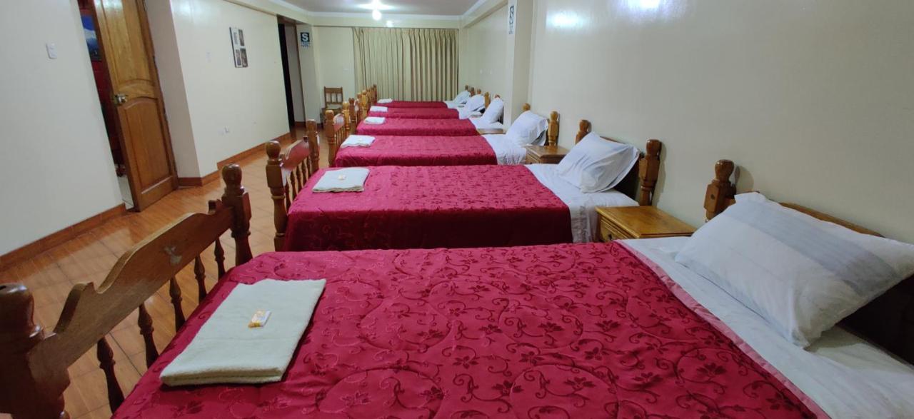 Lhotse Hostel B&B 와라스 외부 사진