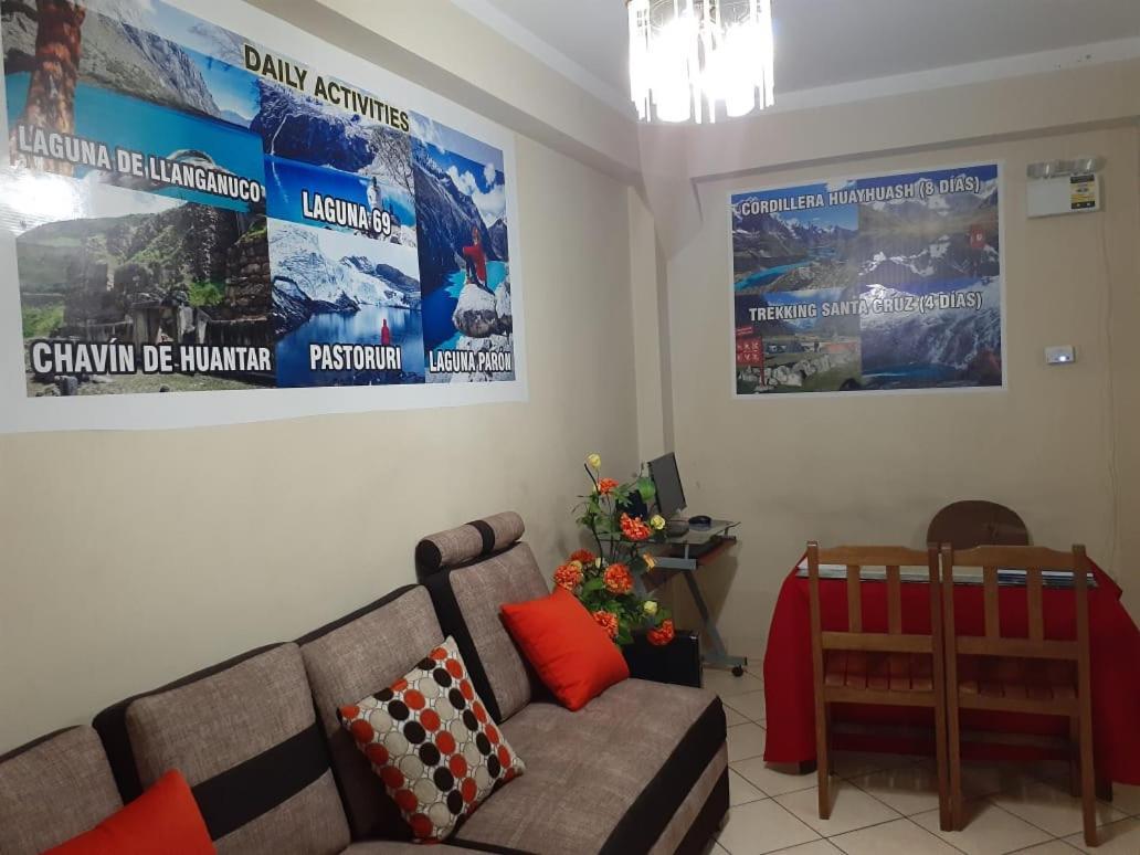 Lhotse Hostel B&B 와라스 외부 사진